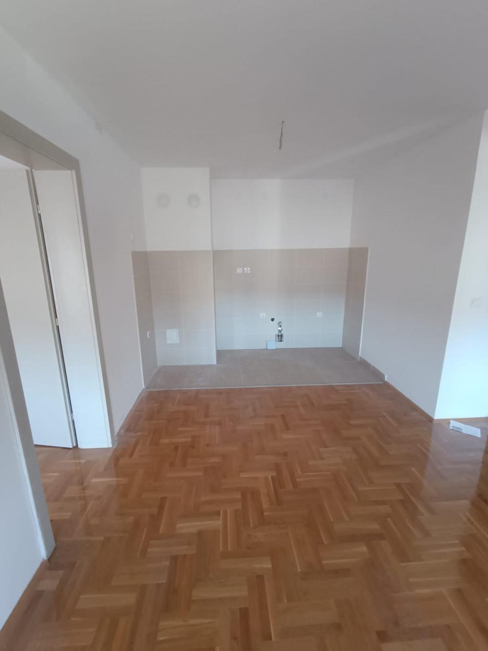 Slika 2 - U blizini Pravnog fakulteta, Dvoiposoban stan na prodaju, 54.13m2, 97.500€